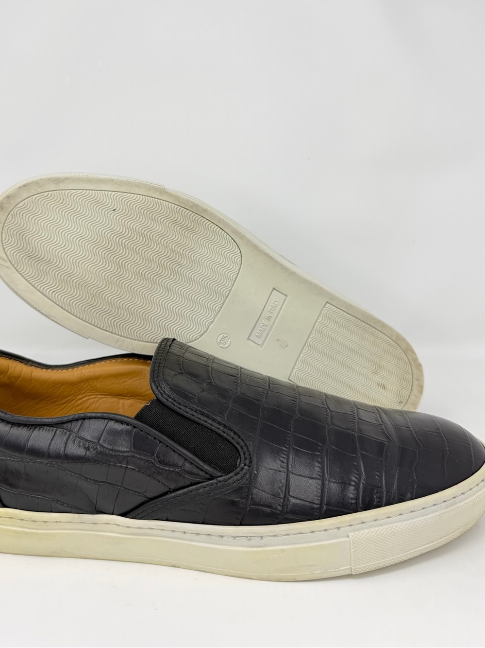 Saks Fifth Avenue Men’s Black Croc Embossed Leather Slip-On Sneakers Size 12
